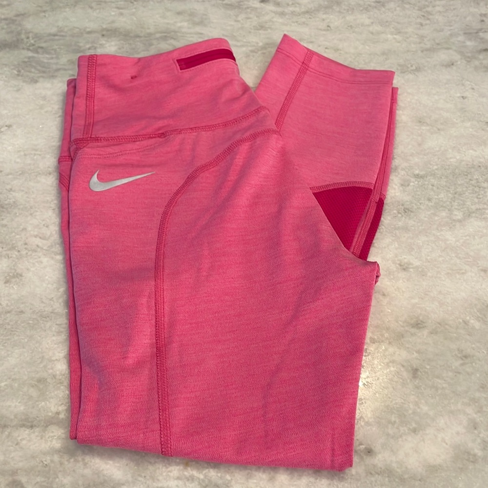 Nike Dri-Fit cropped leggings